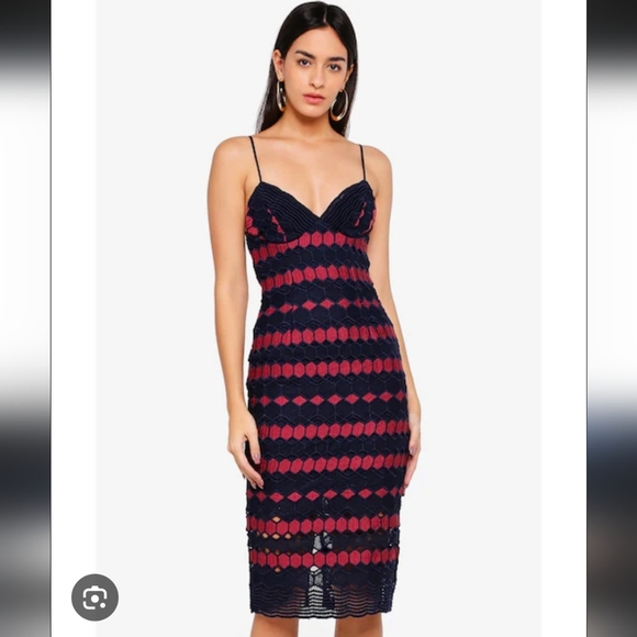 NWT Bardot Diamond Lace Dress - Picture 1 of 6